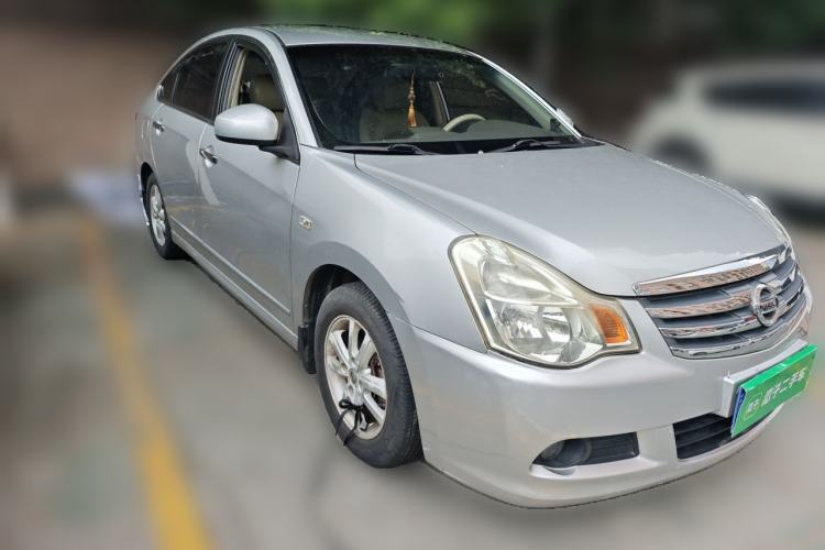 Used Nissan Sylphy 2012 Classic 1.6XE Automatic Comfort Edition Front Right 45 Deg