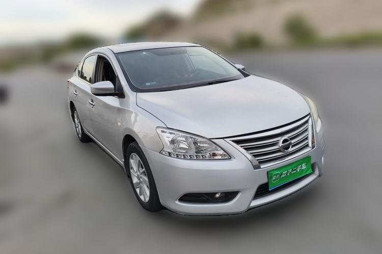 Used Nissan Sylphy 2012 1.6 XL CVT Luxury Edition Front Right 45 Deg