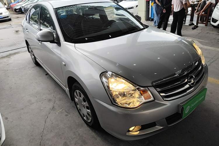 Used Nissan Sylphy 2012 Classic 1.6XE Automatic Comfort Edition Front Right 45 Deg