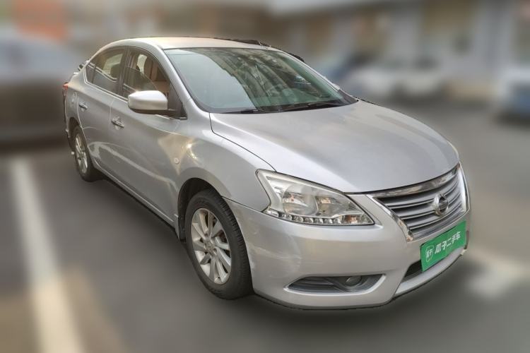 Used Nissan Sylphy 2012 1.6XE CVT Comfort Edition Front Right 45 Deg
