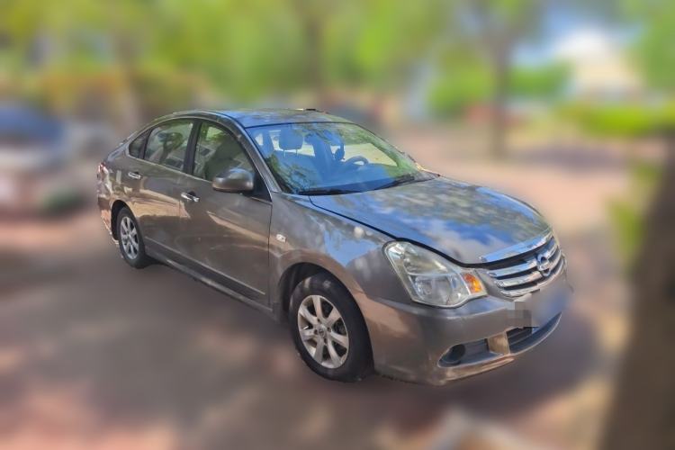 Used Nissan Sylphy 2012 Classic 1.6XE Manual Comfort Edition Front Right 45 Deg