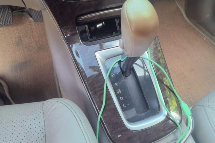 Used Nissan Sylphy 2012 1.6 XL CVT Luxury Edition Gear Lever