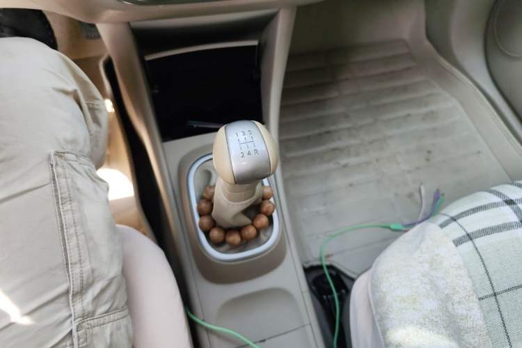 Used Nissan Sylphy 2012 1.6XE Manual Comfort Edition Gear Lever