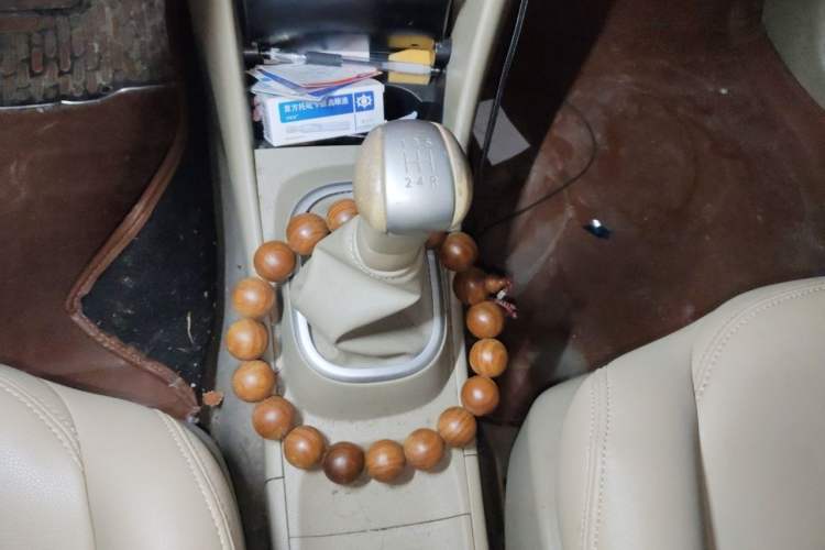Used Nissan Sylphy 2012 Classic 1.6XE Manual Comfort Edition Gear Lever