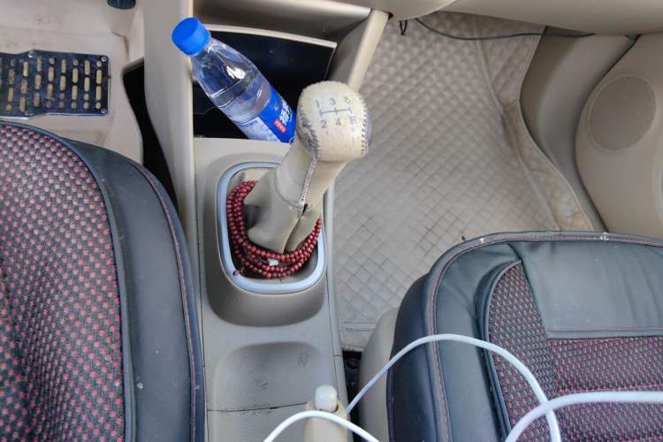 Used Nissan Sylphy 2012 Classic 1.6XE Manual Comfort Edition Gear Lever