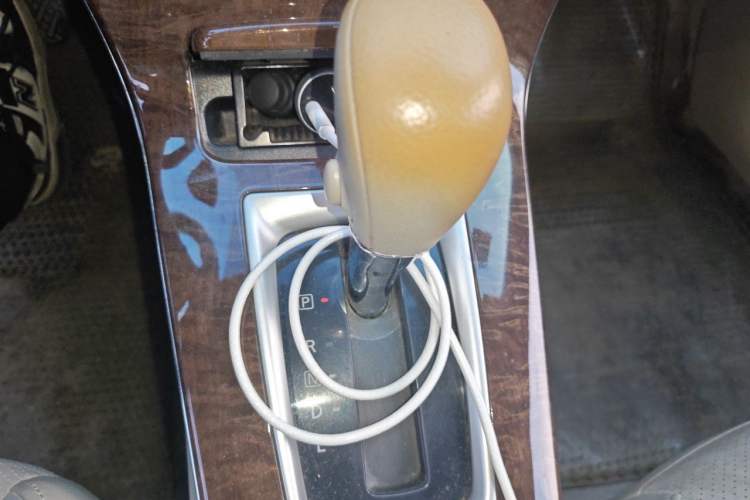 Used Nissan Sylphy 2012 1.6 XL CVT Luxury Edition Gear Lever