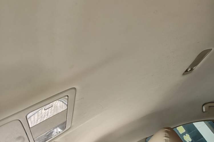 Used Nissan Sylphy 2012 Classic 1.6XE Manual Comfort Edition Headliner