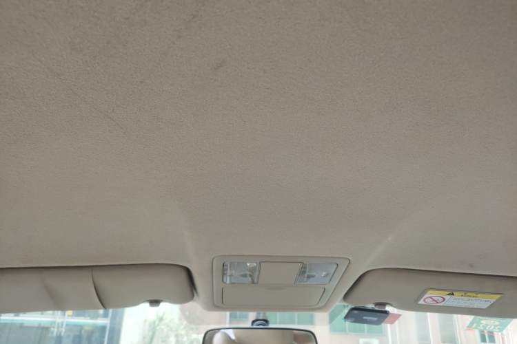 Used Nissan Sylphy 2012 Classic 1.6XE Automatic Comfort Edition Headliner