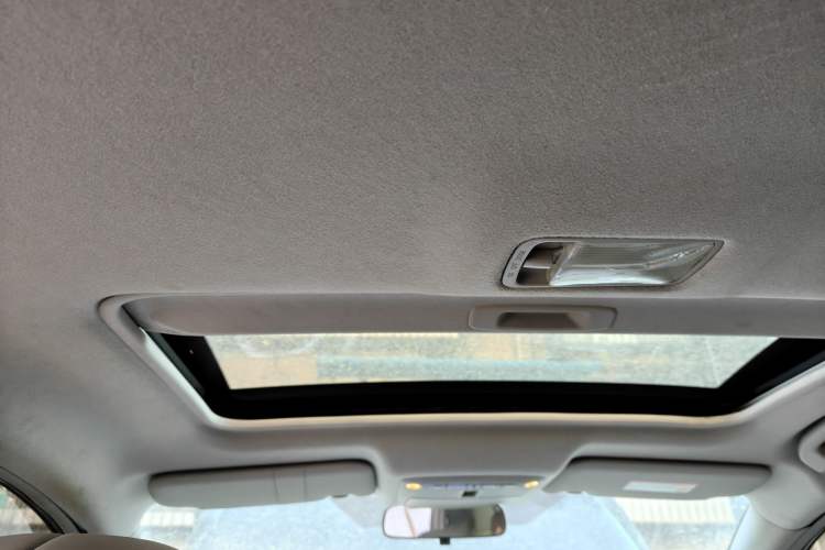 Used Nissan Sylphy 2012 1.8XL CVT Luxury Edition Headliner