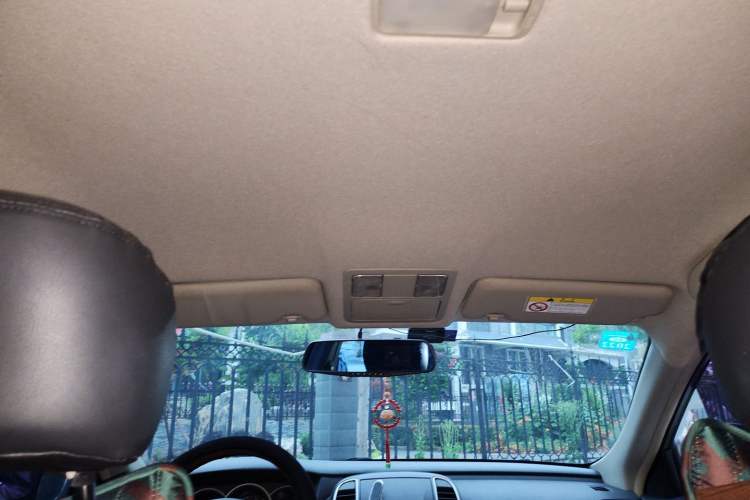 Used Nissan Sylphy 2012 Classic 1.6XE Manual Comfort Edition Headliner