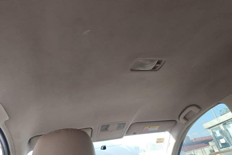 Used Nissan Sylphy 2012 Classic 1.6XE Automatic Comfort Edition Headliner