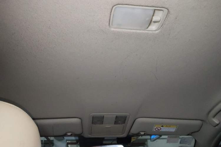 Used Nissan Sylphy 2012 Classic 1.6XE Manual Comfort Edition Headliner
