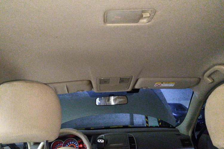 Used Nissan Sylphy 2012 Classic 1.6XE Manual Comfort Edition Headliner