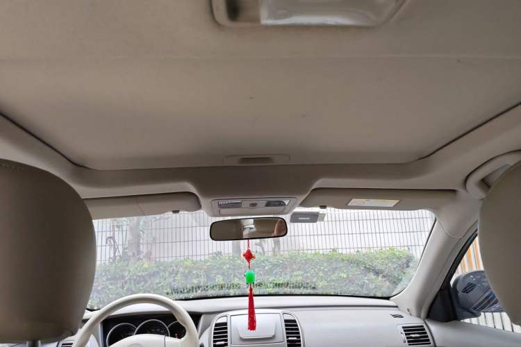 Used Nissan Sylphy 2012 Classic 1.6 XL Automatic Luxury Edition Headliner
