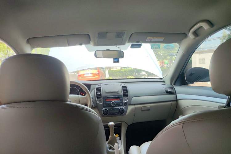 Used Nissan Sylphy 2012 Classic 1.6XE Manual Comfort Edition Headliner