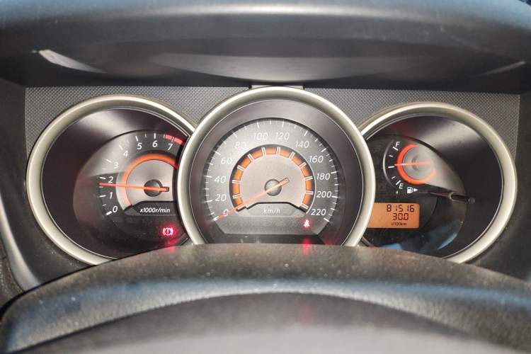 Used Nissan Sylphy 2012 Classic 1.6XE Manual Comfort Edition Instrument Cluster