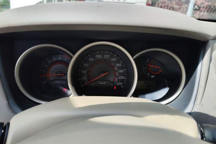 Used Nissan Sylphy 2012 1.6XE Manual Comfort Edition Instrument Cluster