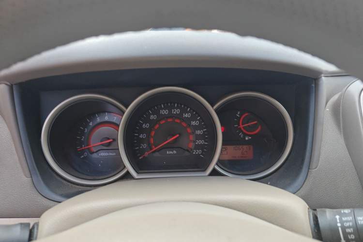 Used Nissan Sylphy 2012 Classic 1.6XE Automatic Comfort Edition Instrument Cluster