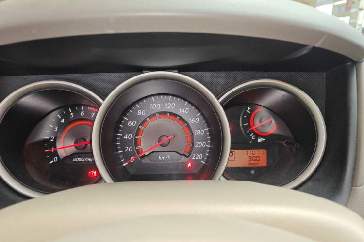 Used Nissan Sylphy 2012 Classic 1.6XE Automatic Comfort Edition Instrument Cluster