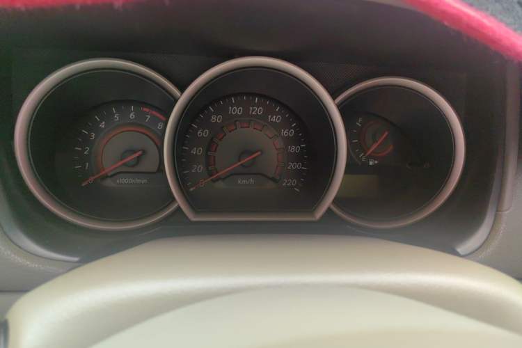 Used Nissan Sylphy 2012 Classic 1.6XE Automatic Comfort Edition Instrument Cluster