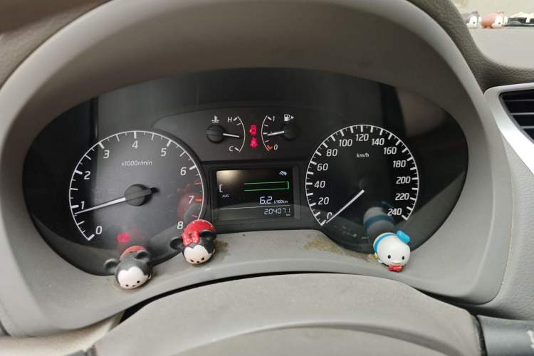 Used Nissan Sylphy 2012 1.6XE Manual Comfort Edition Instrument Cluster