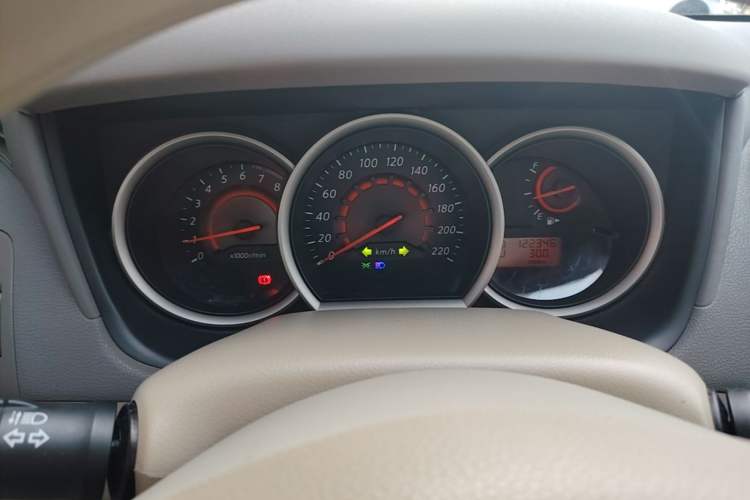 Used Nissan Sylphy 2012 Classic 1.6XE Automatic Comfort Edition Instrument Cluster
