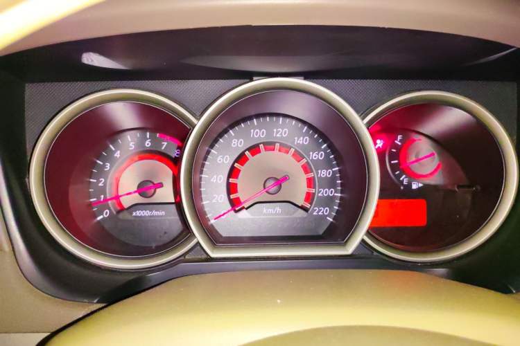 Used Nissan Sylphy 2012 Classic 1.6XE Automatic Comfort Edition Instrument Cluster