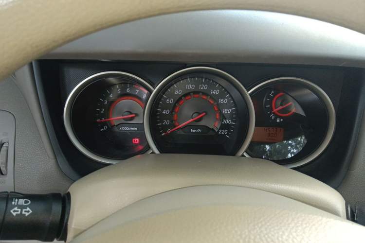 Used Nissan Sylphy 2012 Classic 1.6XE Manual Comfort Edition Instrument Cluster