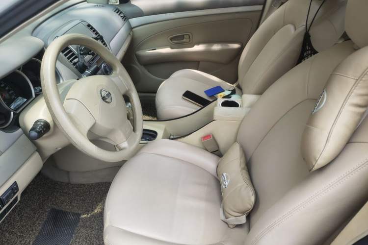 Used Nissan Sylphy 2012 Classic 1.6XE Automatic Comfort Edition Left Front Seat