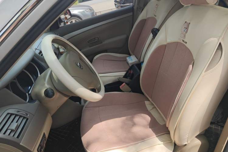 Used Nissan Sylphy 2012 Classic 1.6XE Automatic Comfort Edition Left Front Seat