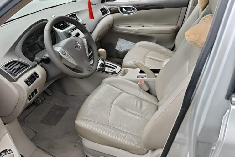 Used Nissan Sylphy 2012 1.6 XL CVT Luxury Edition Left Front Seat