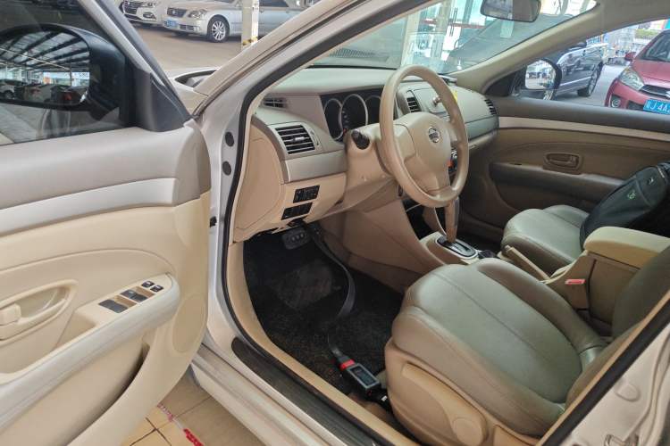 Used Nissan Sylphy 2012 Classic 1.6XE Automatic Comfort Edition Left Front Seat