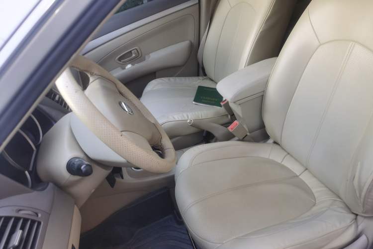 Used Nissan Sylphy 2012 Classic 1.6XE Automatic Comfort Edition Left Front Seat