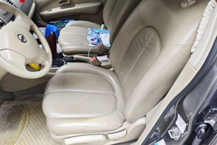 Used Nissan Sylphy 2012 Classic 1.6 XL Automatic Luxury Edition Left Front Seat