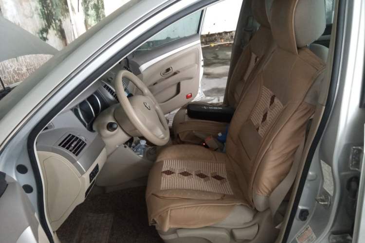 Used Nissan Sylphy 2012 Classic 1.6XE Manual Comfort Edition Left Front Seat