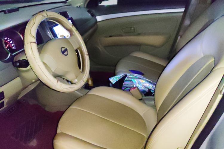 Used Nissan Sylphy 2012 Classic 1.6XE Automatic Comfort Edition Left Front Seat