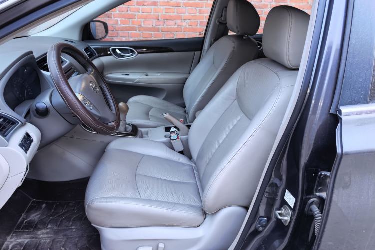 Used Nissan Sylphy 2012 1.6 XL Manual Luxury Edition Left Front Seat