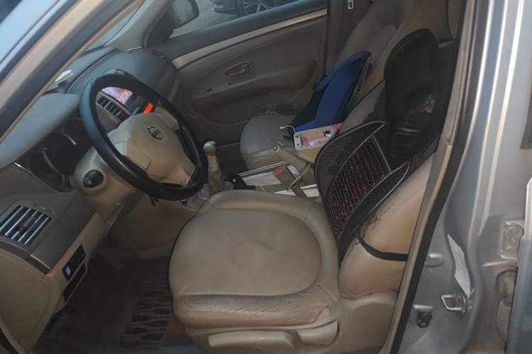 Used Nissan Sylphy 2012 Classic 1.6XE Manual Comfort Edition Left Front Seat