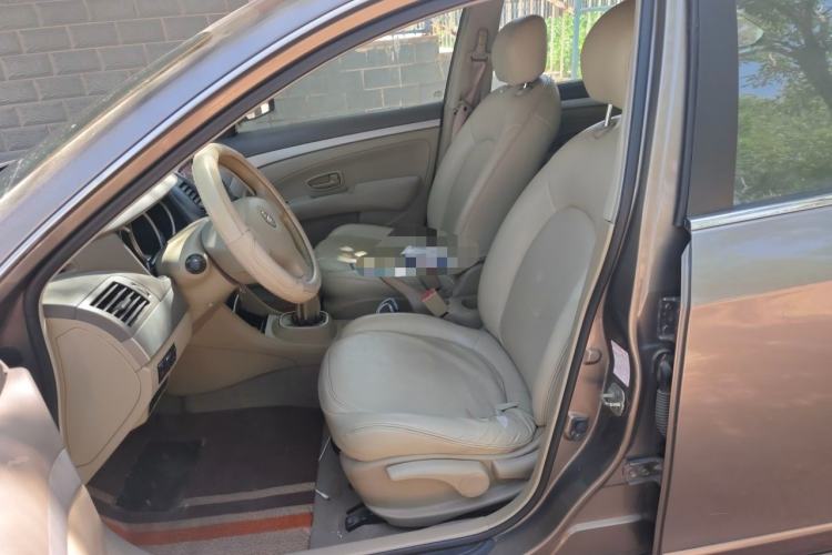 Used Nissan Sylphy 2012 Classic 1.6XE Manual Comfort Edition Left Front Seat