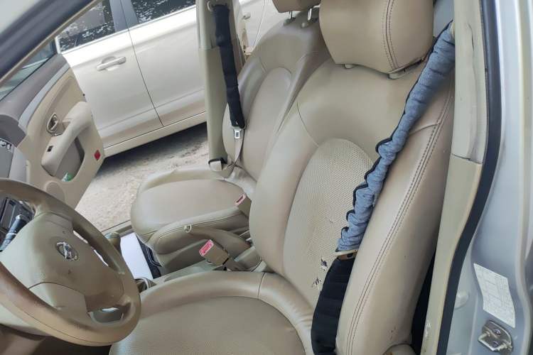 Used Nissan Sylphy 2012 Classic 1.6XE Manual Comfort Edition Left Front Seat