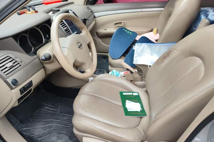 Used Nissan Sylphy 2012 Classic 1.6 XL Automatic Luxury Edition Left Front Seat