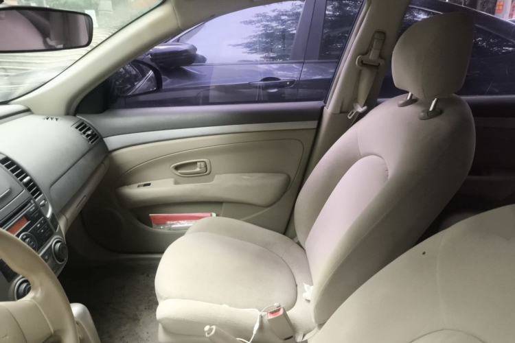 Used Nissan Sylphy 2012 Classic 1.6XE Automatic Comfort Edition Left Front Seat