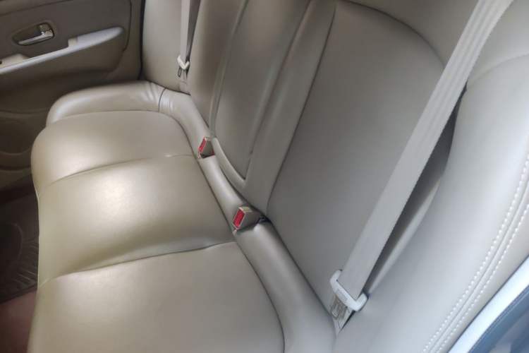 Used Nissan Sylphy 2012 Classic 1.6XE Automatic Comfort Edition Left Rear Seat
