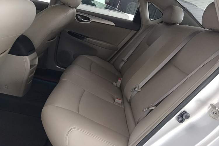 Used Nissan Sylphy 2012 1.6XE CVT Comfort Edition Left Rear Seat