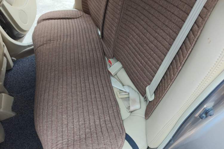 Used Nissan Sylphy 2012 Classic 1.6XE Manual Comfort Edition Left Rear Seat