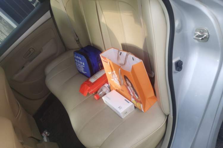 Used Nissan Sylphy 2012 Classic 1.6XE Automatic Comfort Edition Left Rear Seat
