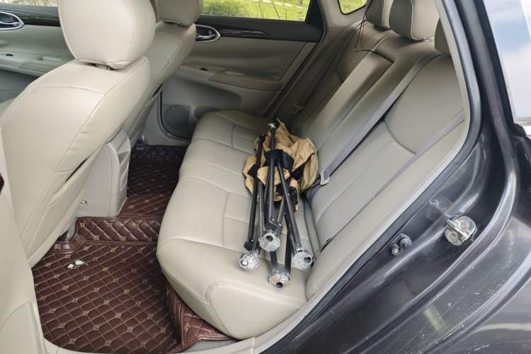 Used Nissan Sylphy 2012 1.6 XL CVT Luxury Edition Left Rear Seat