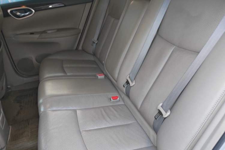 Used Nissan Sylphy 2012 1.6 XL CVT Luxury Edition Left Rear Seat