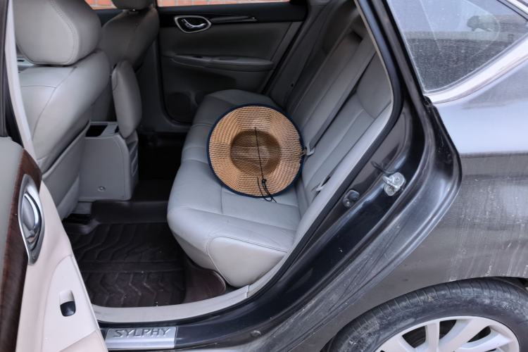 Used Nissan Sylphy 2012 1.6 XL Manual Luxury Edition Left Rear Seat