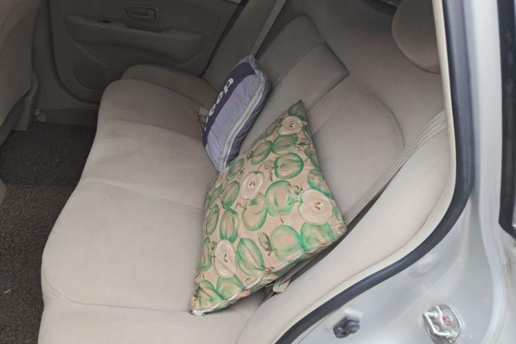 Used Nissan Sylphy 2012 Classic 1.6XE Manual Comfort Edition Left Rear Seat